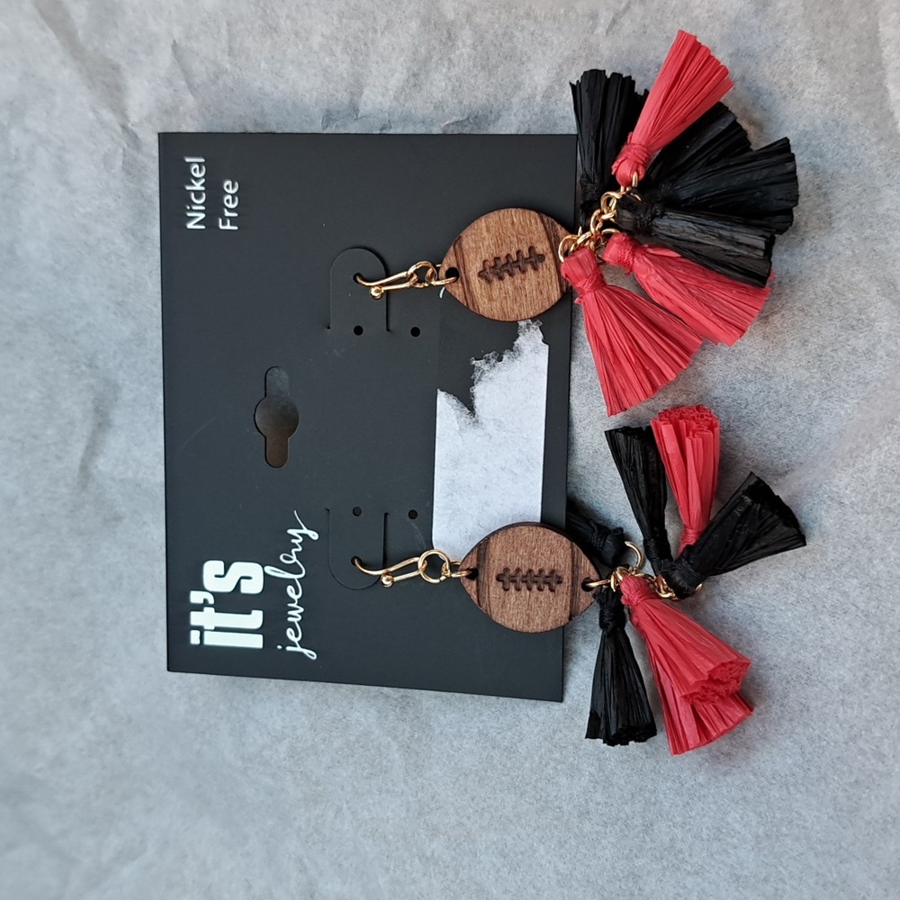 It's Jewerly Black & Red Football Earrings